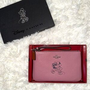 Vintage Coach x Disney Minnie Wristlet